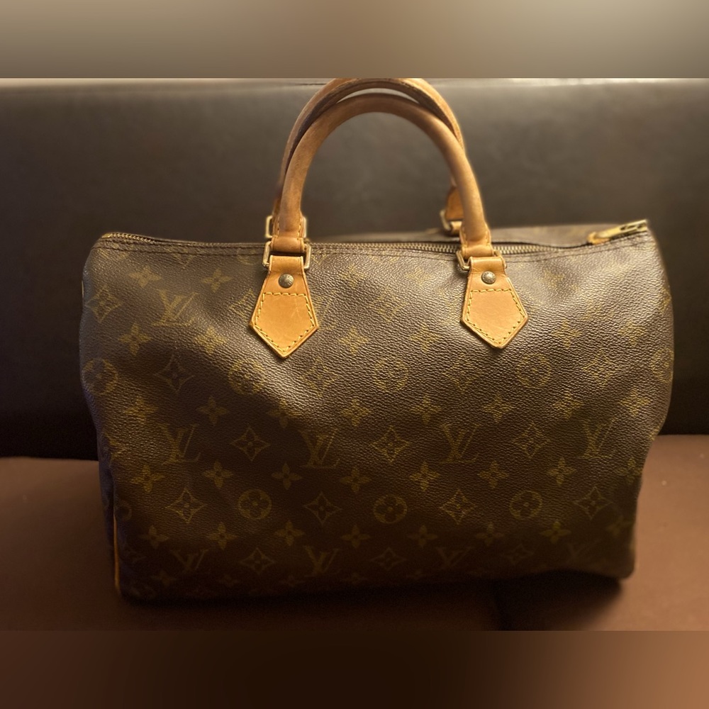 Louis Vuitton Speedy 30